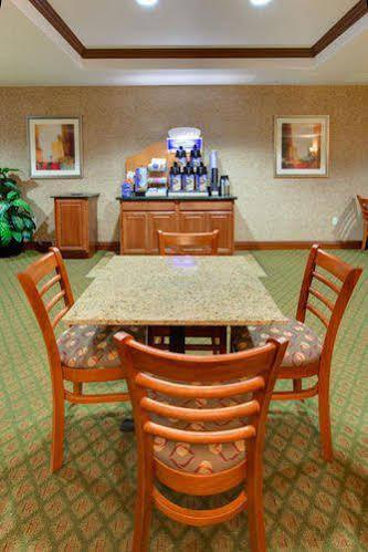 Holiday Inn Express Tehachapi By Ihg Zewnętrze zdjęcie
